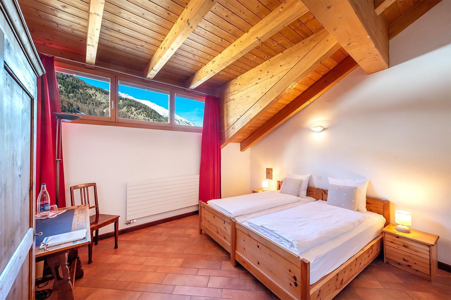 Bed and Breakfast Weisses Kreuz - Crusch Alva Самедан Экстерьер фото